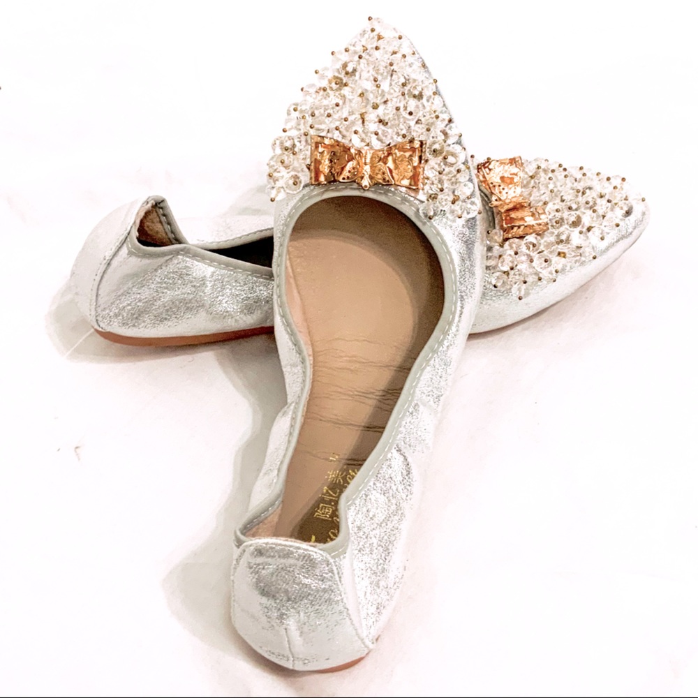 Chinese brand flats